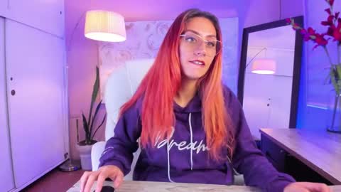 Snapshot of dalia_garrett chatting on January 2025 07:54:01 PM Dalia online show from January 2025 07:54:01 PM