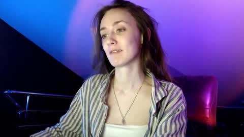 Dalia  online show from January 2025 01:29:01 PM