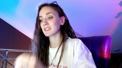 Dalia  online show from January 2025 12:18:01 PM