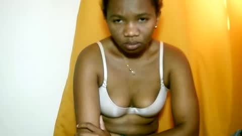 Snapshot of daliabella chatting on September 2025 07:12:01 AM daliabella online show from September 2025 07:12:01 AM