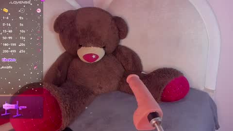 leila williams online show from January 2025 01:03:01 AM