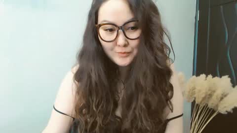 Snapshot of dalidayes chatting on December 2024 05:59:01 AM Dali online show from December 2024 05:59:01 AM