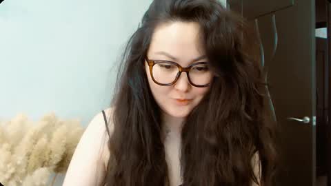 Snapshot of dalidayes chatting on October 2025 06:53:02 AM Dali online show from October 2025 06:53:02 AM