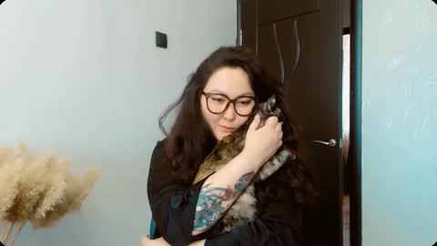 Snapshot of dalidayes chatting on October 2025 06:45:01 AM Dali online show from October 2025 06:45:01 AM