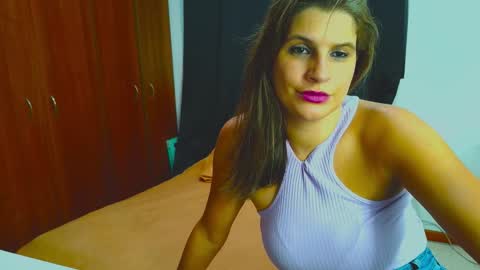 Snapshot of dalila_sexxx chatting on September 2025 05:12:01 AM Dalila online show from September 2025 05:12:01 AM