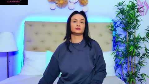 daliyaa_ online show from October 2025 11:55:02 AM