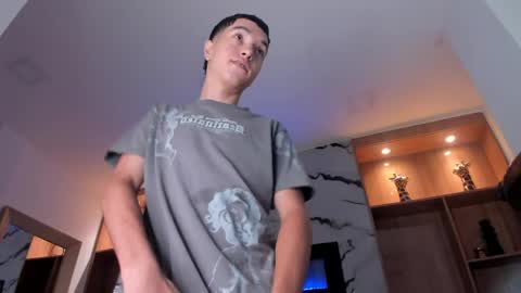 Snapshot of dallen_grant chatting on May 2026 12:23:01 PM Dallen Grant online show from May 2026 12:23:01 PM