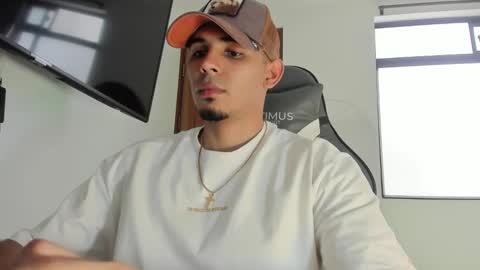 Snapshot of dalton111_ chatting on November 2025 07:05:02 PM Dalton online show from November 2025 07:05:02 PM