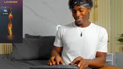 Snapshot of dalton_asher chatting on December 2024 05:12:02 AM dalton_asher online show from December 2024 05:12:02 AM