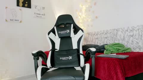 Snapshot of dalton_bigcock chatting on March 2026 12:01:02 PM dalton_bigcock online show from March 2026 12:01:02 PM