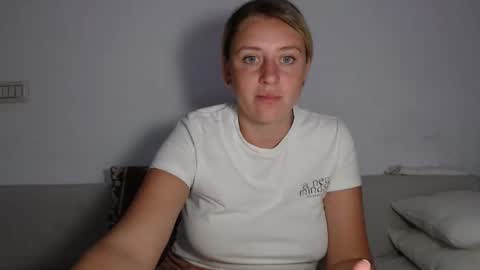 Maria online show from September 2025 09:14:02 PM