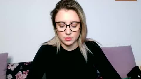 Maria online show from February 2026 10:04:02 PM