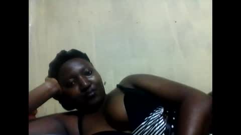 vyxen aura online show from May 2026 08:02:02 PM