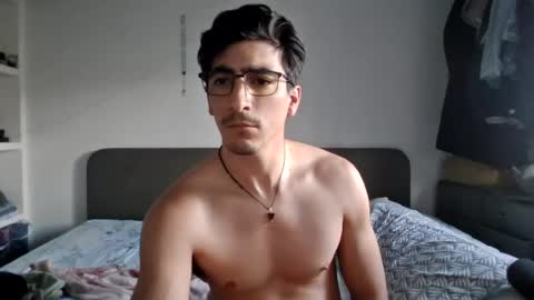 Snapshot of dami_mad_ chatting on June 2026 04:20:02 PM dami_mad_ online show from June 2026 04:20:02 PM