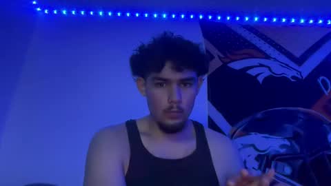 Snapshot of damiam_xj chatting on December 2024 11:20:01 PM damiam xj online show from December 2024 11:20:01 PM