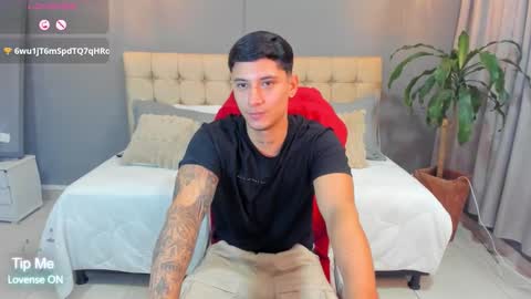 DAMIAN online show from October 2025 10:27:02 AM