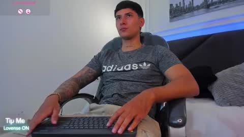 DAMIAN online show from February 2026 01:21:02 PM