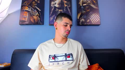 Damian Oliver online show from March 2026 01:44:01 AM