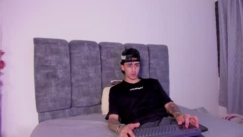 damian_acosta_ online show from July 2026 05:05:01 AM