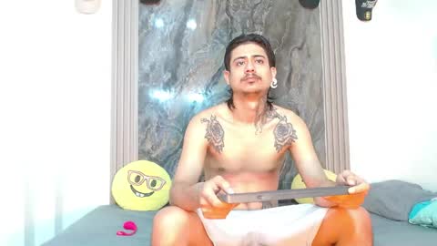 damian_and_camerum online show from May 2026 03:25:02 AM