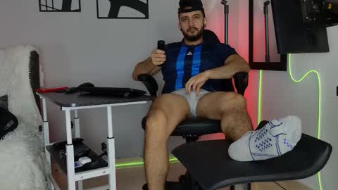 Jaxon online show from February 2026 04:18:02 AM