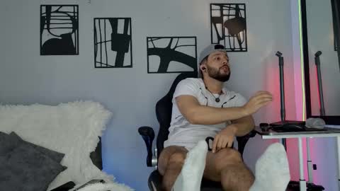 Jaxon online show from March 2026 04:06:01 AM