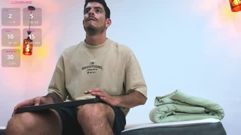 Snapshot of damian_bull chatting on September 2025 07:57:02 PM D A M I A N online show from September 2025 07:57:02 PM