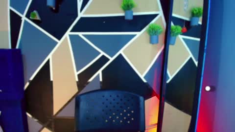 Damian online show from February 2025 02:40:02 AM