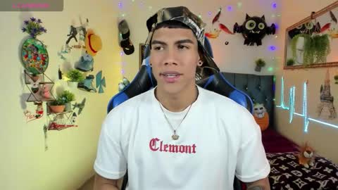 Damian online show from November 2025 03:38:01 AM