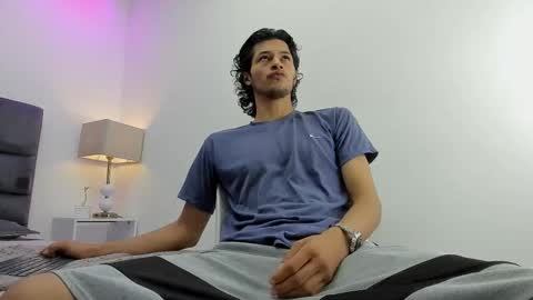 Snapshot of damian_vadim chatting on March 2026 11:21:02 AM Damian Vadim online show from March 2026 11:21:02 AM