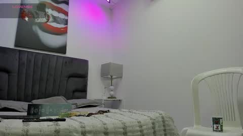 Snapshot of damian_vadim chatting on April 2026 11:22:02 AM Damian Vadim online show from April 2026 11:22:02 AM