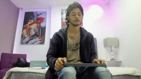 Snapshot of damian_vadim chatting on April 2026 11:03:02 AM Damian Vadim online show from April 2026 11:03:02 AM