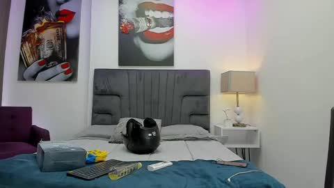 Snapshot of damian_vadim chatting on April 2026 11:19:02 AM Damian Vadim online show from April 2026 11:19:02 AM