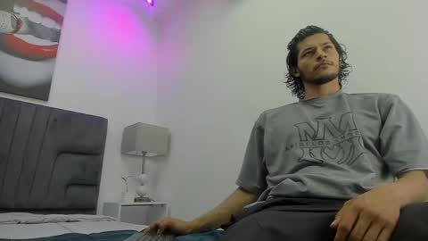 Snapshot of damian_vadim chatting on April 2026 11:15:02 AM Damian Vadim online show from April 2026 11:15:02 AM