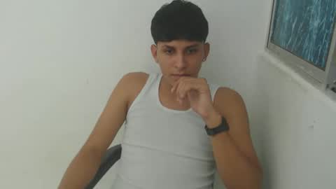 Snapshot of damianbigcock_ chatting on December 2025 02:50:02 AM damianbigcock_ online show from December 2025 02:50:02 AM