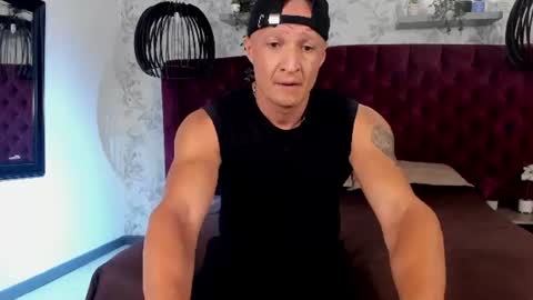 Damian  online show from July 2026 11:50:02 AM