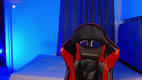 Snapshot of damiano_walker chatting on November 2025 04:45:02 AM damiano_walker online show from November 2025 04:45:02 AM