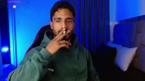 Snapshot of damiano_walker chatting on November 2025 03:32:02 AM damiano_walker online show from November 2025 03:32:02 AM