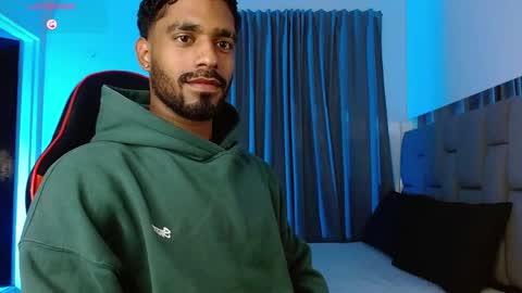 Snapshot of damiano_walker chatting on February 2026 04:24:01 AM damiano_walker online show from February 2026 04:24:01 AM