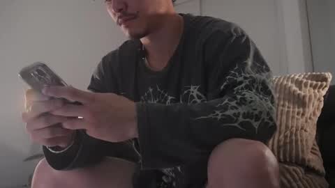 insta damn8   --------  online show from January 2026 12:32:01 PM