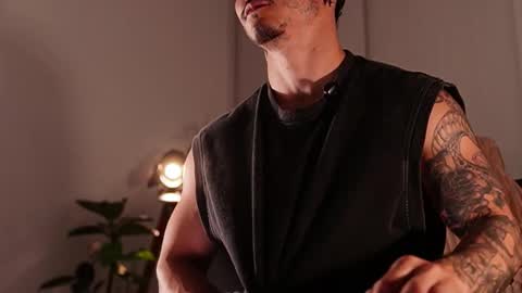 insta damn8   --------  online show from January 2026 11:54:01 PM