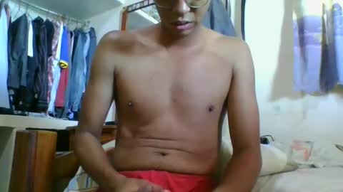 Snapshot of damiansex_4 chatting on January 2025 02:35:01 PM Damian online show from January 2025 02:35:01 PM