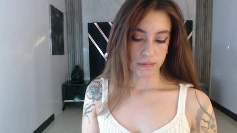 Damia online show from May 2026 08:04:04 PM