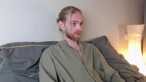 Snapshot of damien_diamond chatting on October 2025 08:06:02 PM damien_diamond online show from October 2025 08:06:02 PM