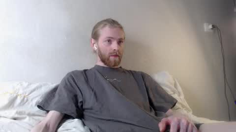 Snapshot of damien_diamond chatting on November 2025 10:26:01 PM damien_diamond online show from November 2025 10:26:01 PM