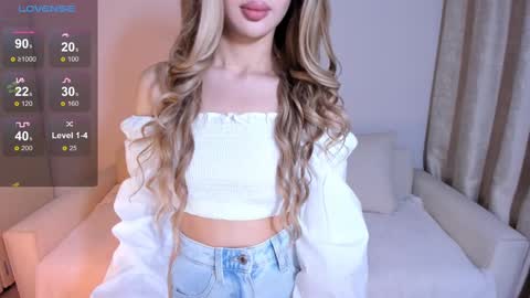 Snapshot of damisu chatting on February 2025 01:03:02 PM A online show from February 2025 01:03:02 PM