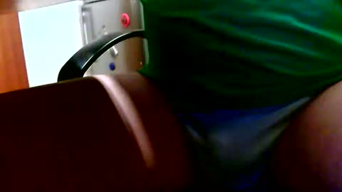 Snapshot of dammerl6 chatting on January 2025 06:55:02 AM Dammerl online show from January 2025 06:55:02 AM