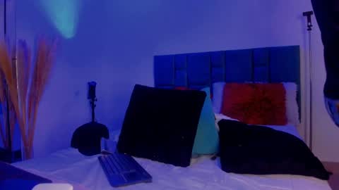 Snapshot of dammianmilleroficial chatting on October 2025 11:33:02 AM INSTAGRAM DAMMIANMILLEROFICIAL online show from October 2025 11:33:02 AM