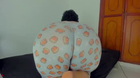 Snapshot of damn_fantasy chatting on October 2025 10:00:02 PM Kary-- independent model Schedule 0530am-1000am colombian time online show from October 2025 10:00:02 PM