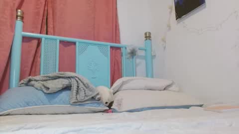 damn_milaa online show from December 2025 06:11:01 AM